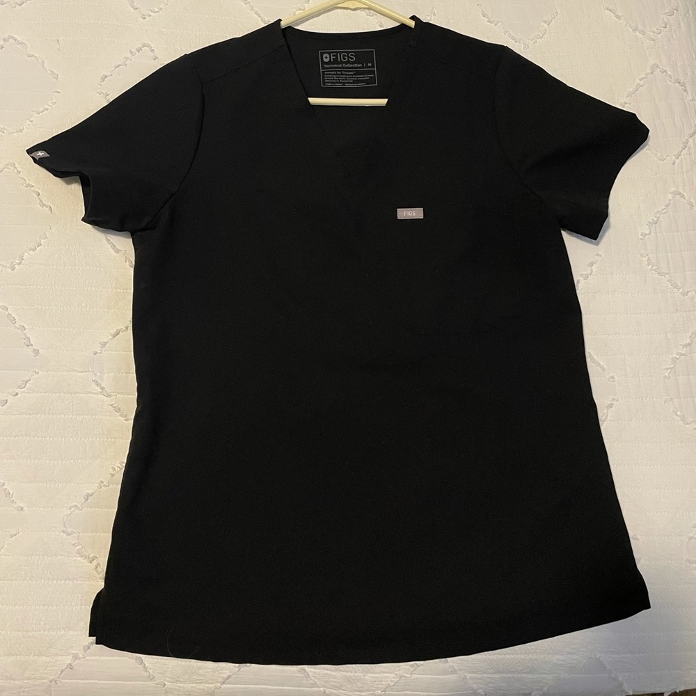 Figs black scrub top